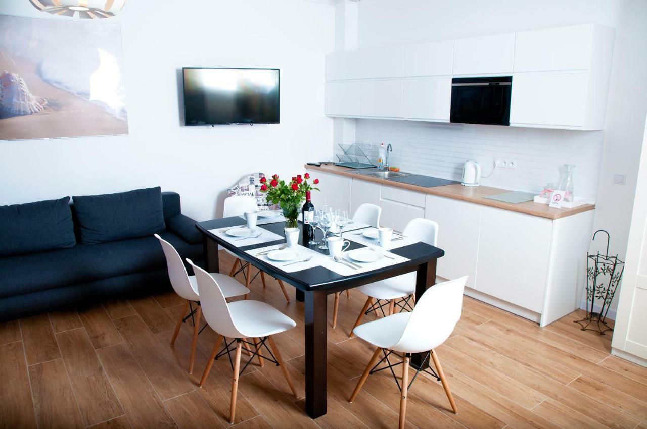 Apartament Ikar - 2 Pokojowy Przy Morzu Z Wlasnym Ogrodkiem Pobierowo Ngoại thất bức ảnh